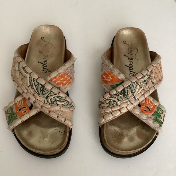 Free People Wildflower Patchwork Kantha Sandals Womens Size 38 Summer Hippie Y2K - Picture 10 of 10